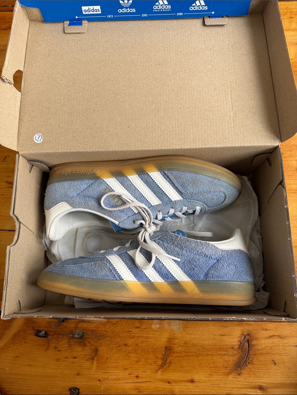 Adidas Gazelle Blue / White Womens Size 7.5 | Great Condition with Box